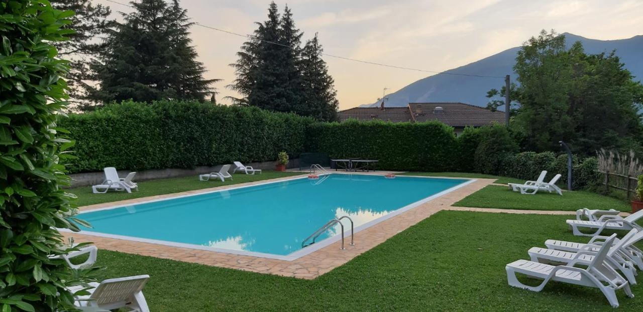 Como Lake - Apartment In Residence 5 Minutes From Lecco Center Galbiate Kültér fotó